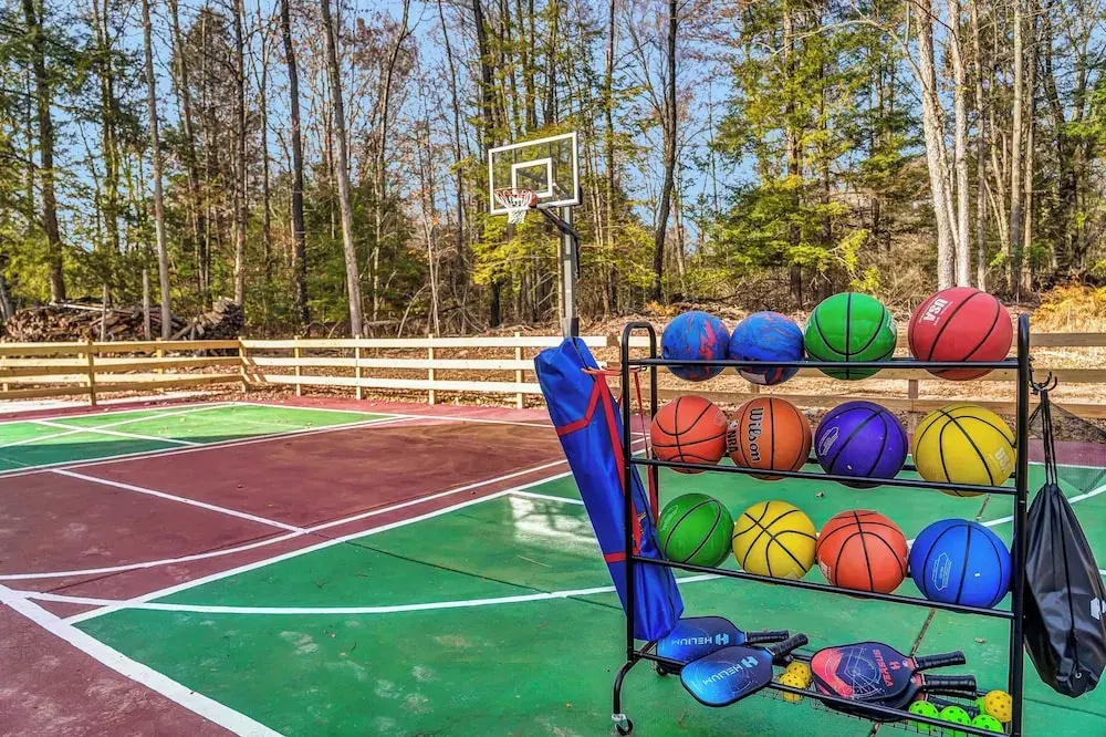Grand Timber by Avantstay Indoor Pool, Sports Court, Game Room, & More