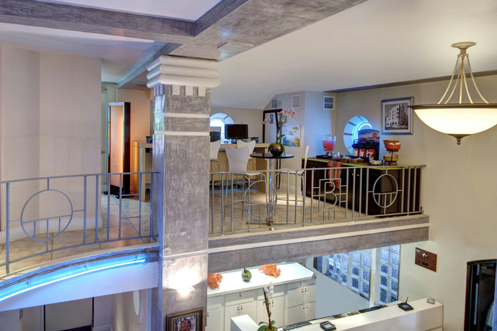 Beacon South Beach Hotel