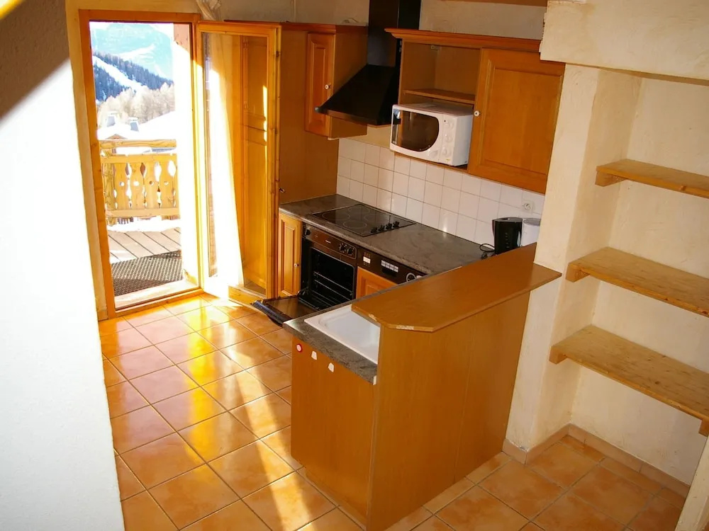 Chalet on Sunny Slopes of Plagne