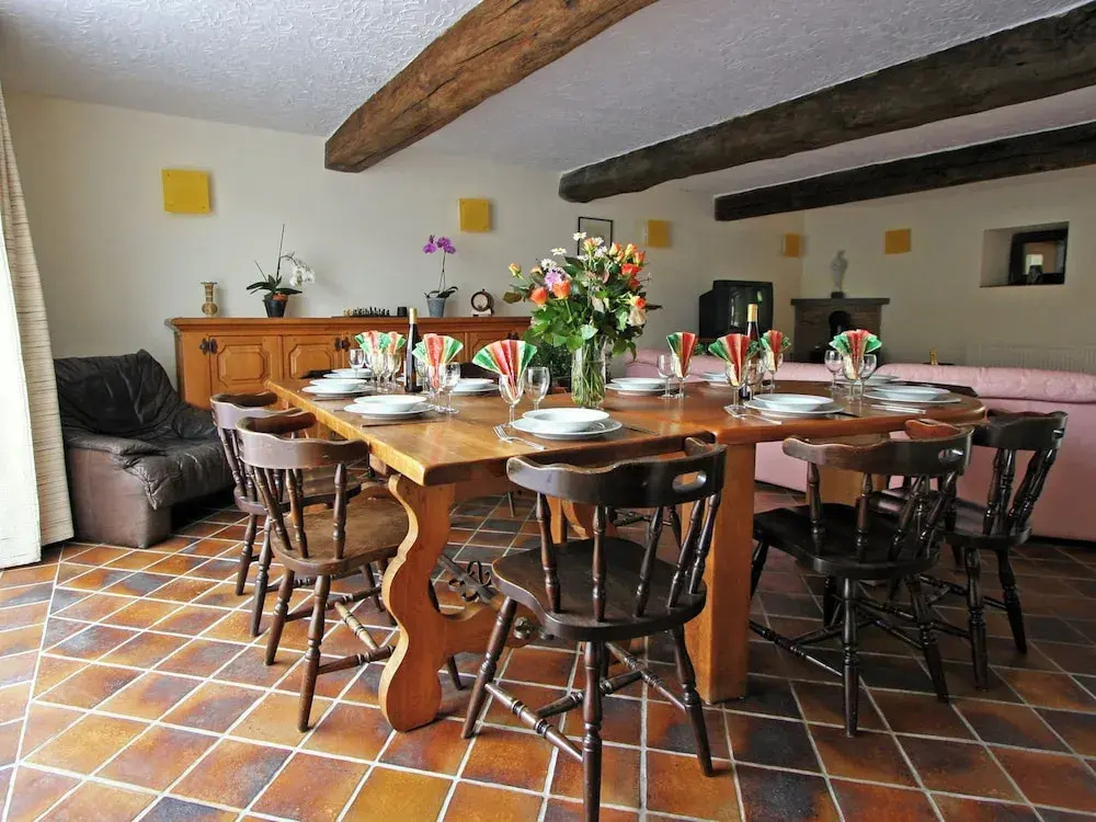 Winenne Home With Hot Tub