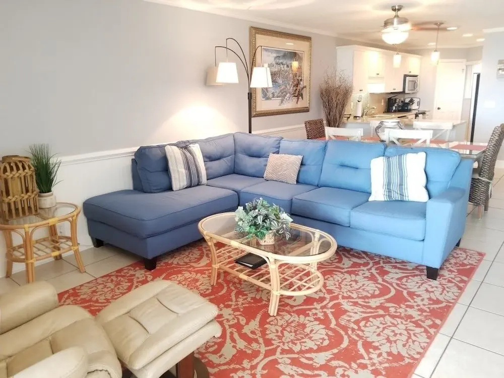 Hibiscus B203 New 2 Bedroom Condo by Redawning