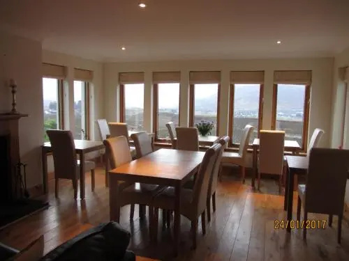 Seafar Guest Rooms