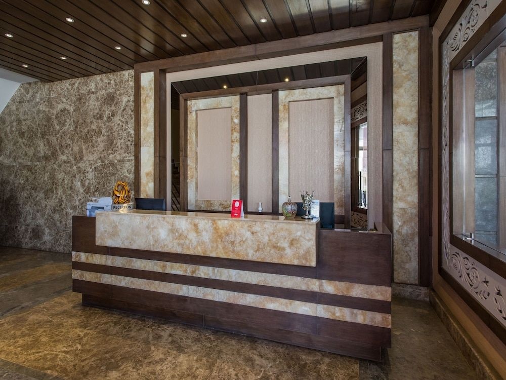 OYO 13104 Hotel 25 Hours