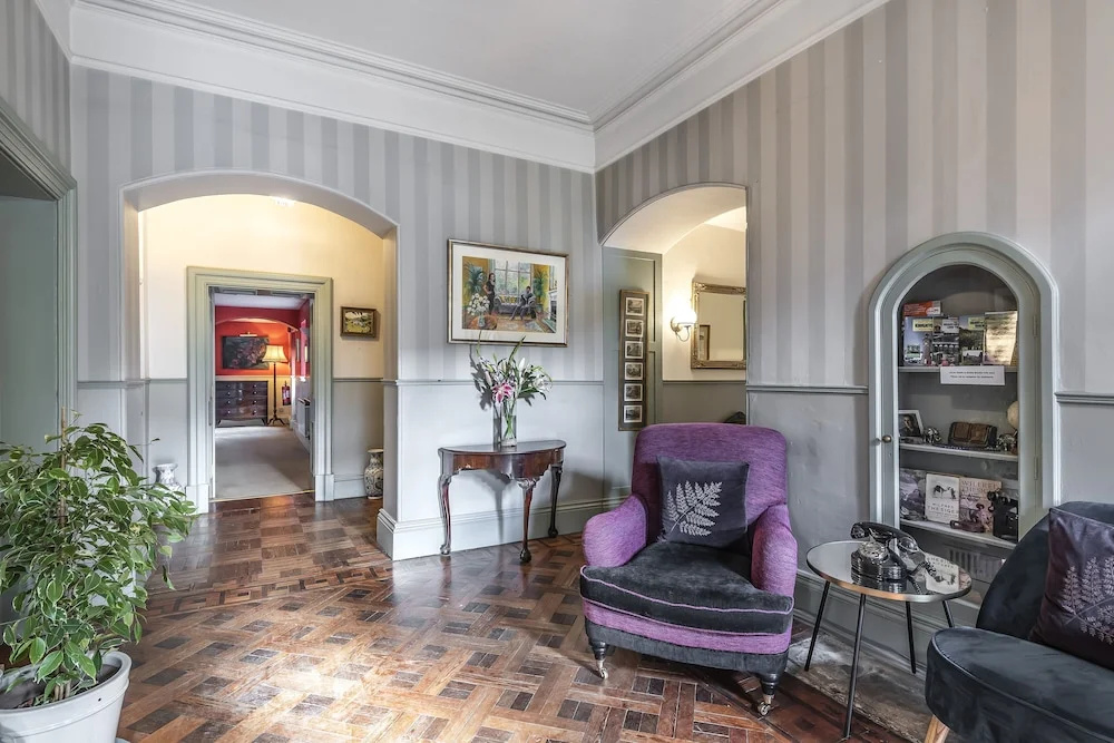 Milebrook House