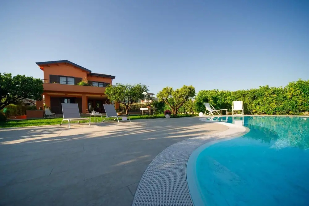 Le Monachelle Luxury