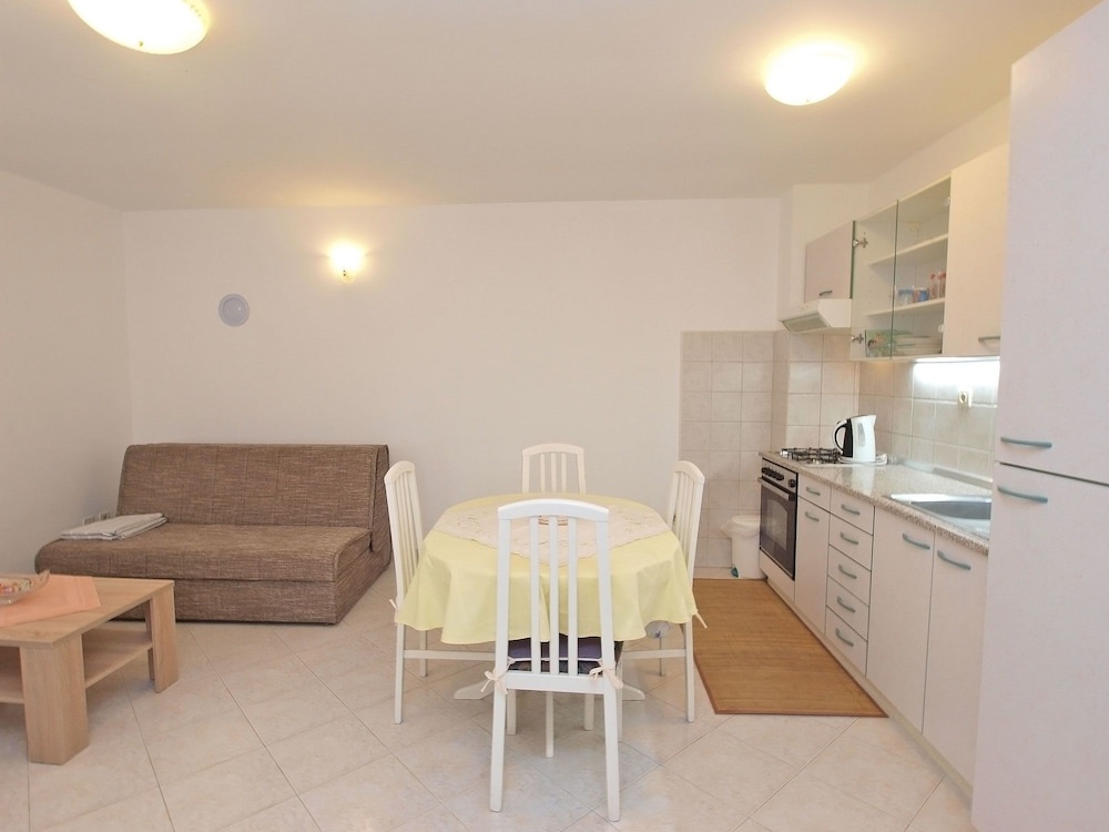 Apartment 1457