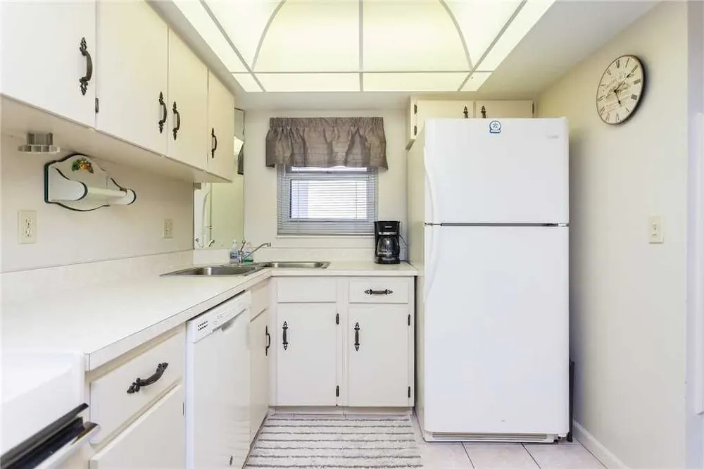 Shores Club 703 - Two Bedroom Condo