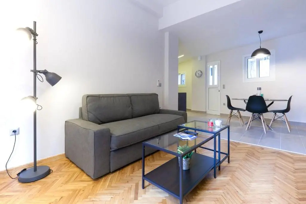TONI'S 2BD Modern flat in Koukaki near Acropoli