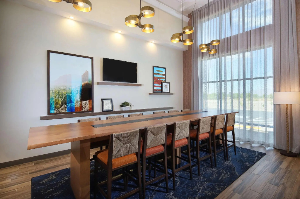Hampton Inn Suites Tucson Tech Park