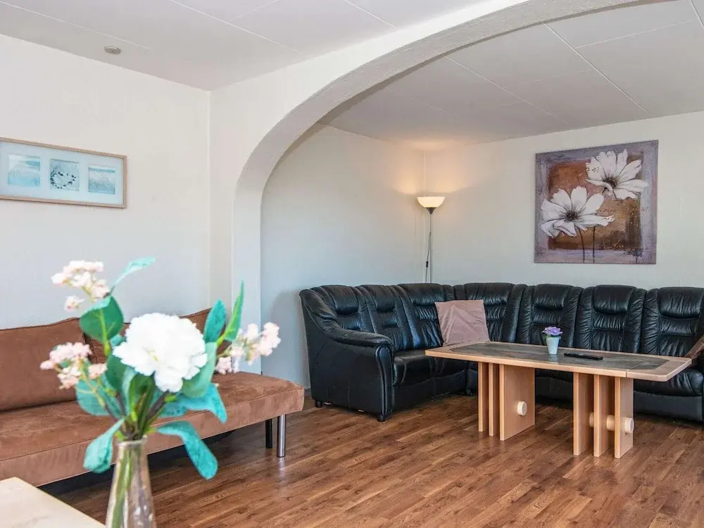6 person holiday home in Thyborøn