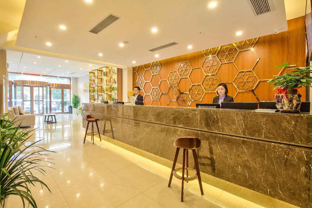 Yitel Trend (Cixi Hangzhouwan Century City)