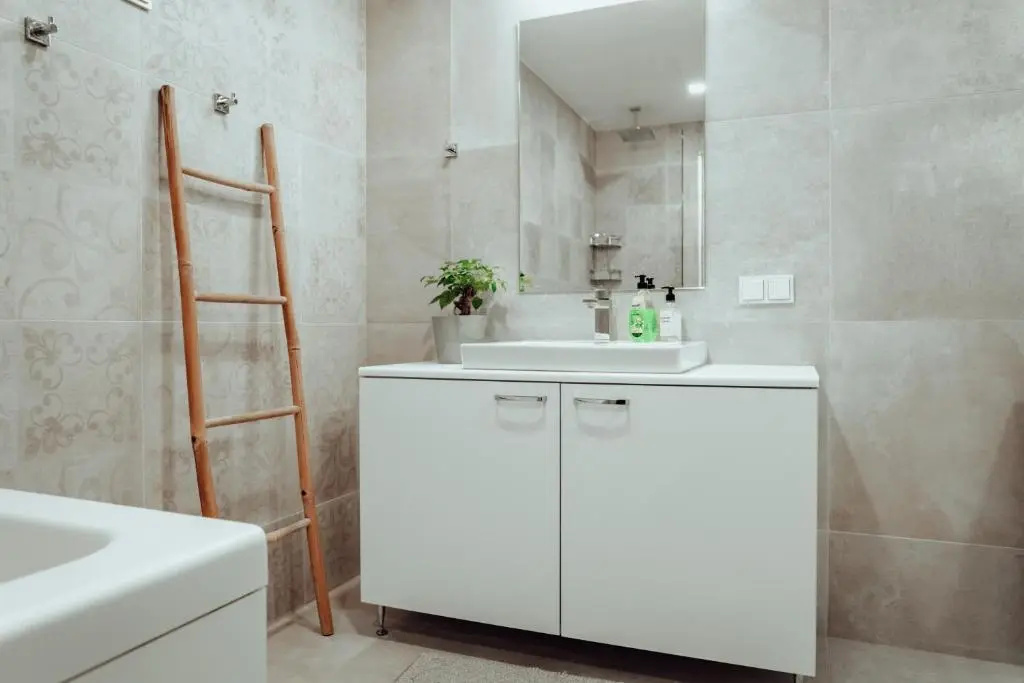 Dream Stay - Modern Design Apartments with Balcony & Free parking