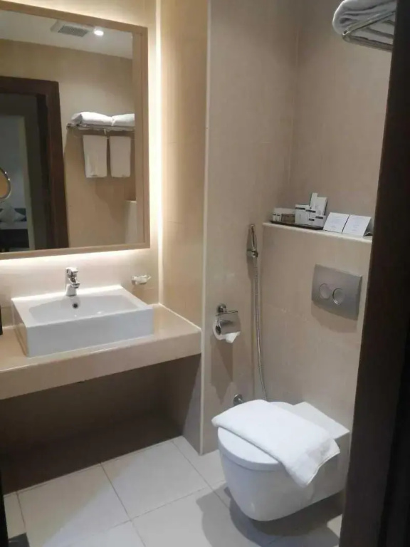 Golden Tulip Sharma Resort