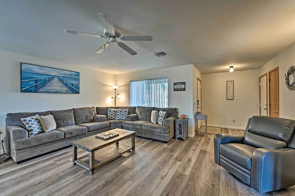 Lake Havasu City Retreat w/ Mtn Views & Patio!