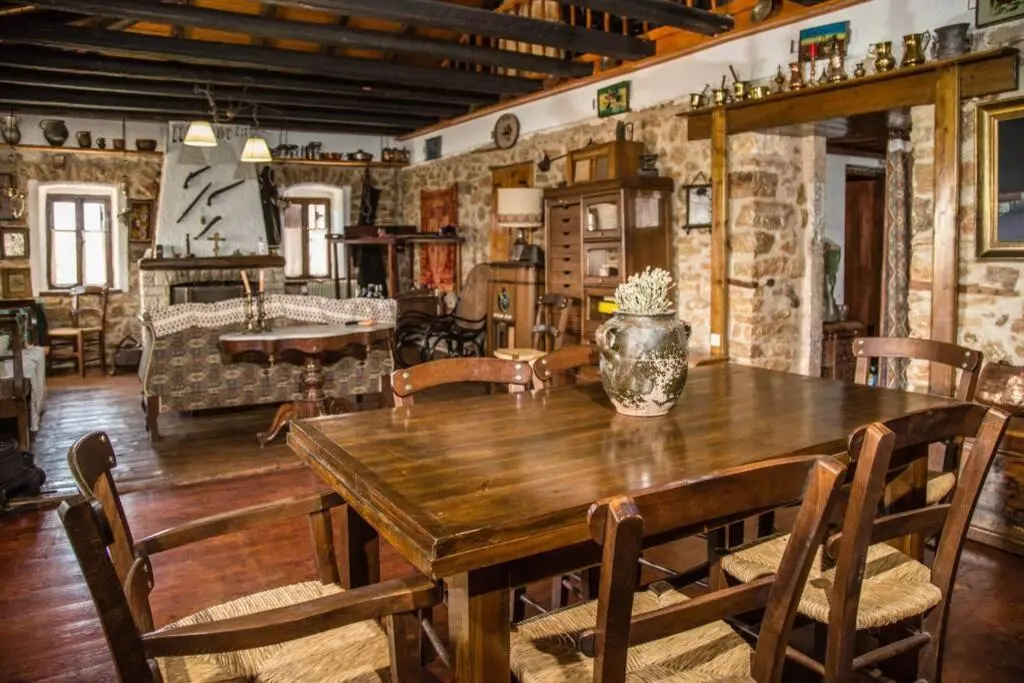 Pontinos Old House