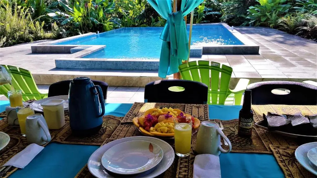 Tropical Paradise Bungalows