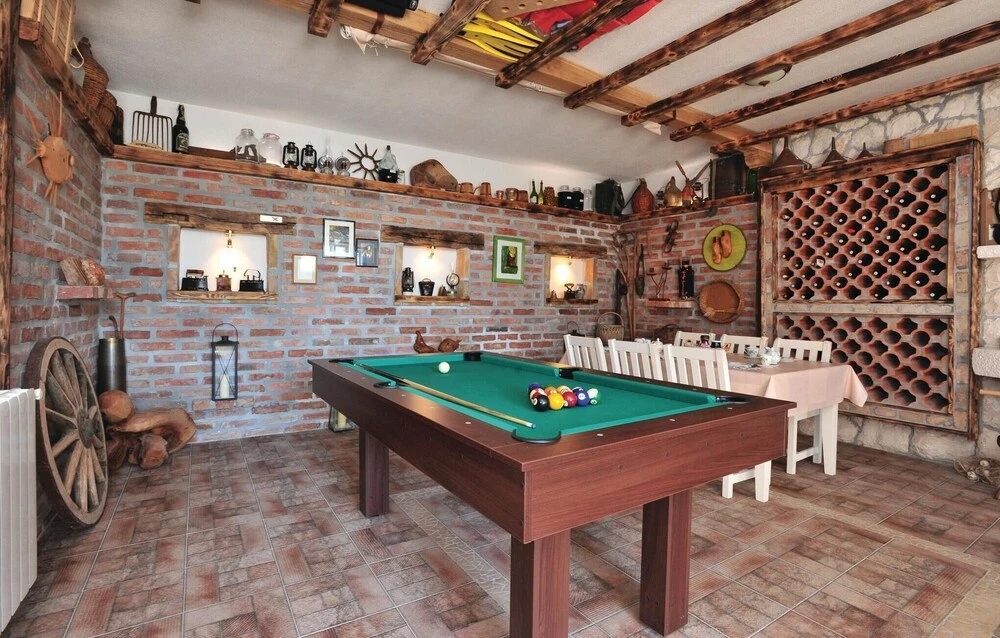 Amazing Home in Razanj With Sauna, Wifi and 6 Bedrooms