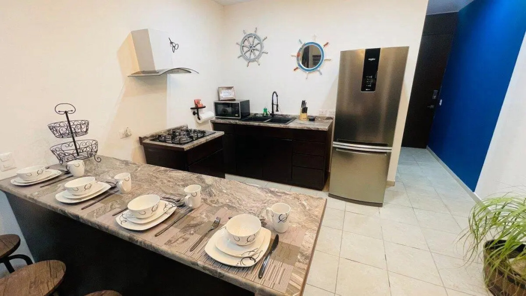 Céntrico #Condo vista al Mar con alberca 2br