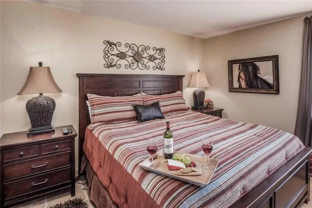 Sierras Grace - Three Bedroom Cabin with Hot Tub