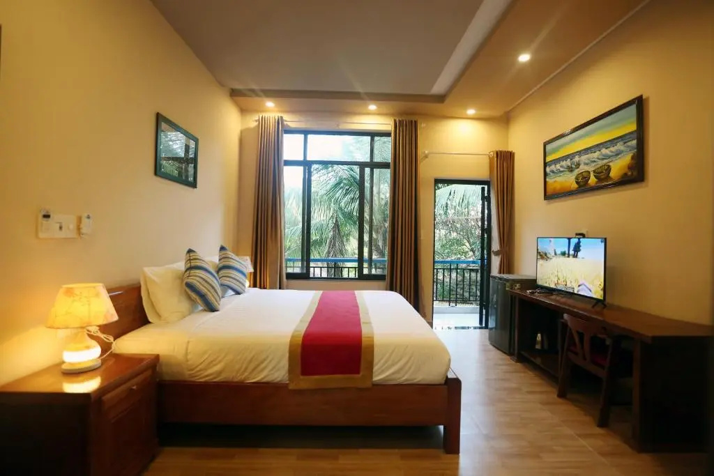 Tan Doan An Bang center beach villas