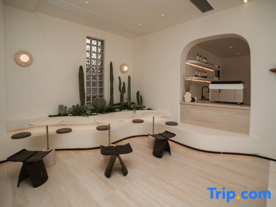 Yuyu BaiBetter Homestay (Taoxichuan Branch)