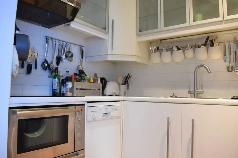 Shepherd's Bush 2 Bedroom Flat With Garden