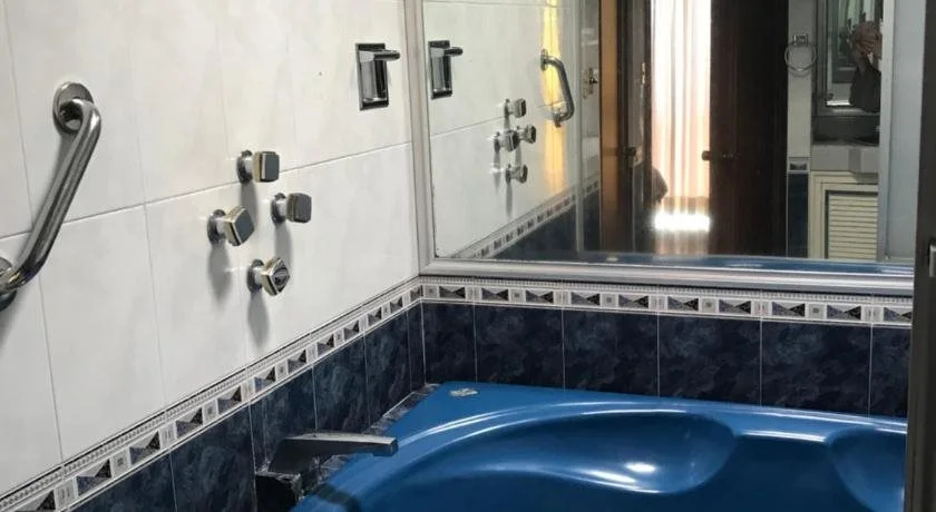 Hotel Monarca