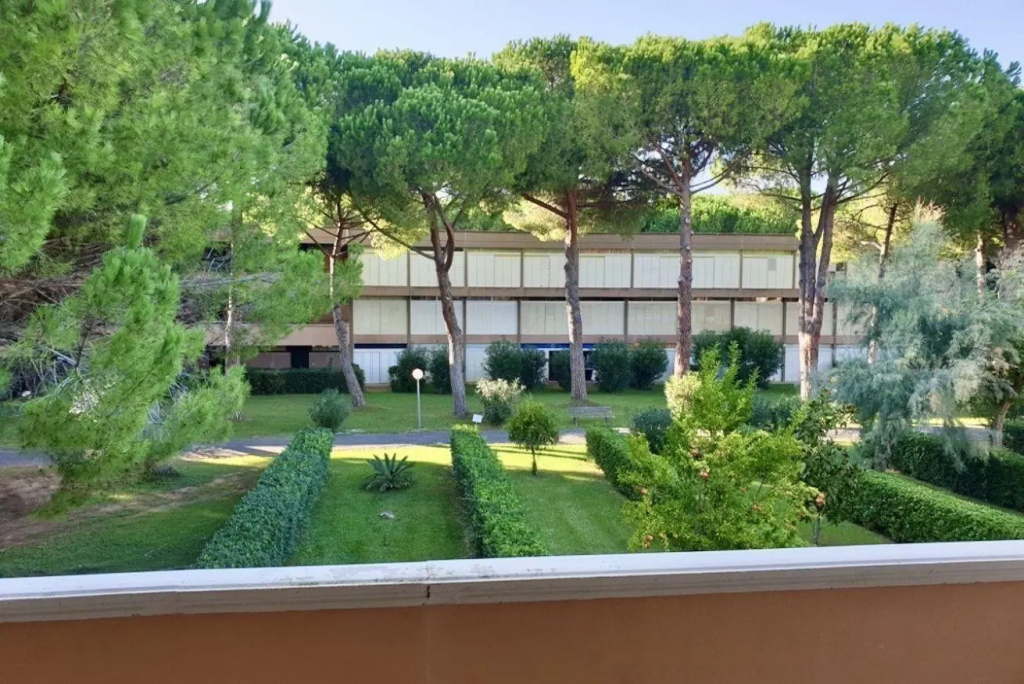 IssTravel, Holiday Homes from 400 to 900 mt from the sea, apartments 6 beds