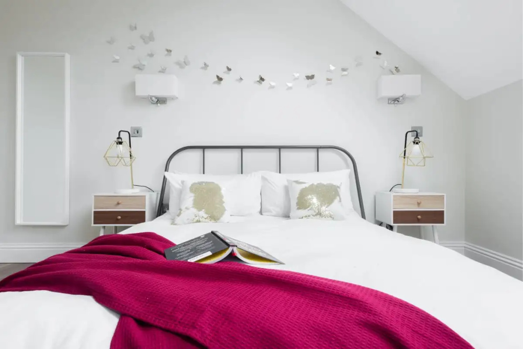 The Soho Studio - Modern & Bright 2BDR in Central London
