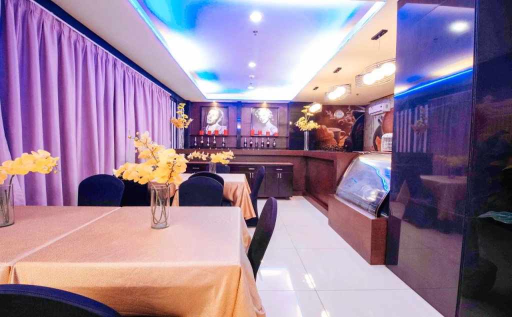 RedDoorz Premium near Trinoma Mall