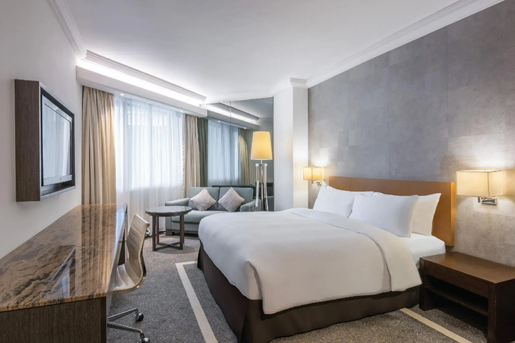 Gateway Hotel, Marco Polo