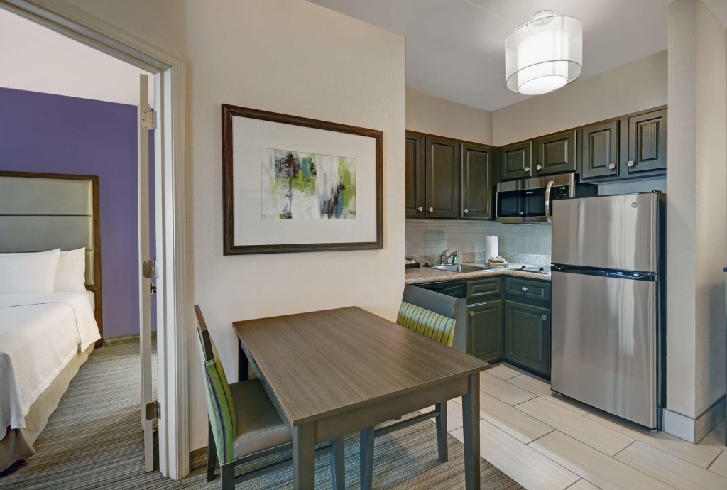 Homewood Suites by Hilton Eatontown