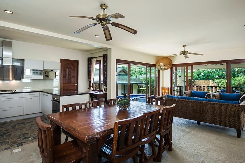 4 Bedroom Grand Deluxe Idyllic Beach Villa