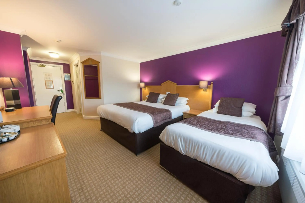 Everglades Hotel Warrington West