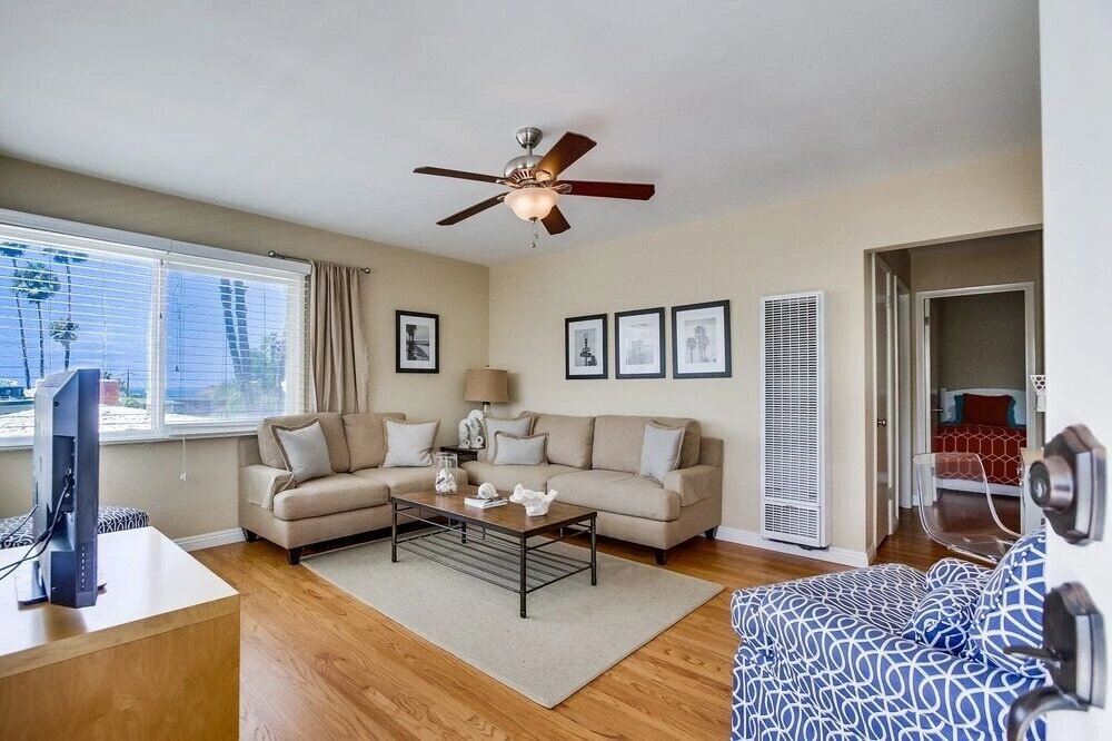 Pacific Shores III 5 Bedrooms 3 Bathrooms Home