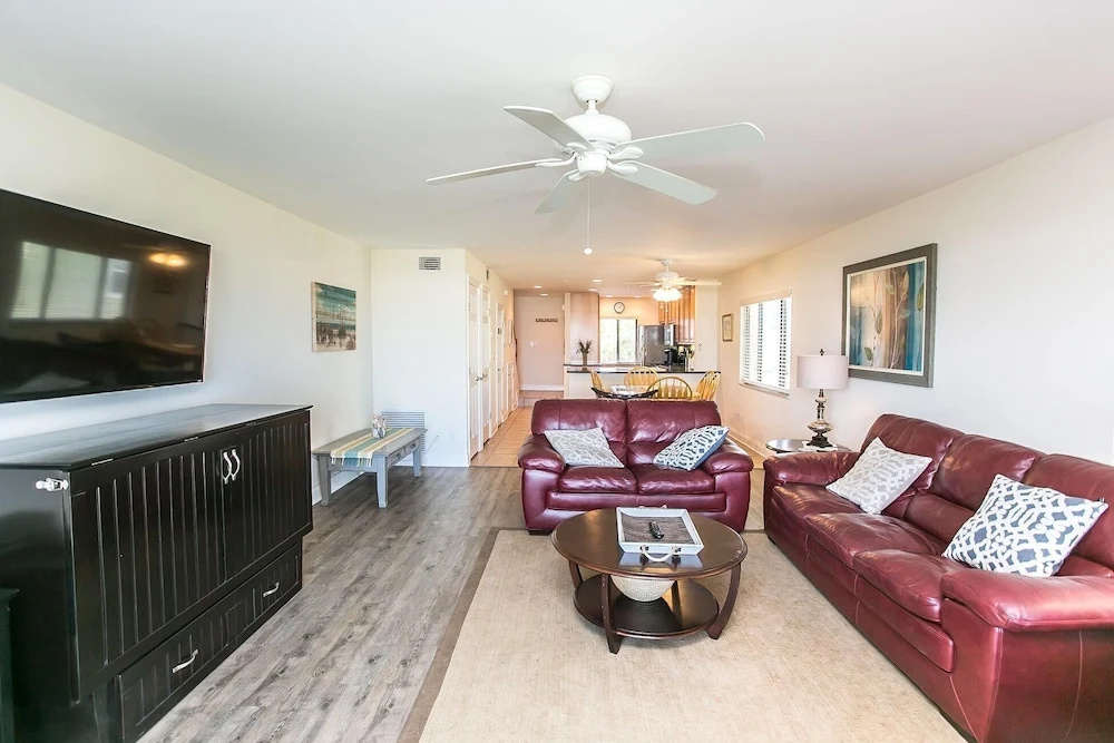 SEA Haven 512 [3/2.5] Free Activities! & Oceanfront Wifi Pool
