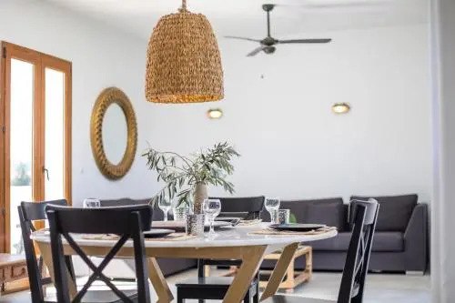 IVY Seaview Apartments