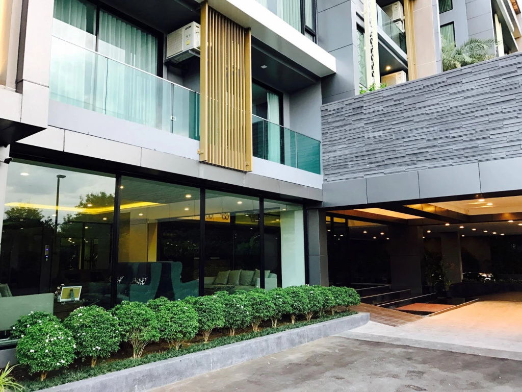 The Heaven at Star Hill Condo