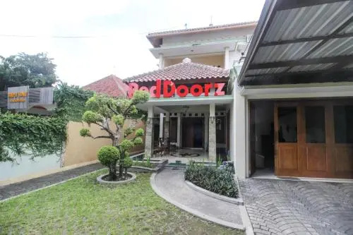 Guest House Giri Arta