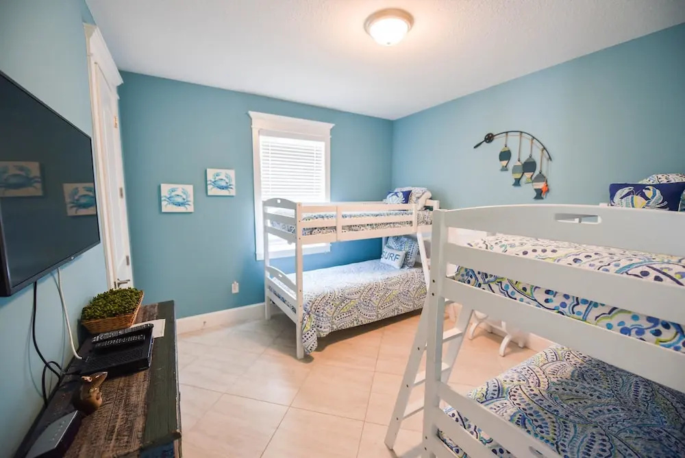 Bermuda Bay Apartment 5