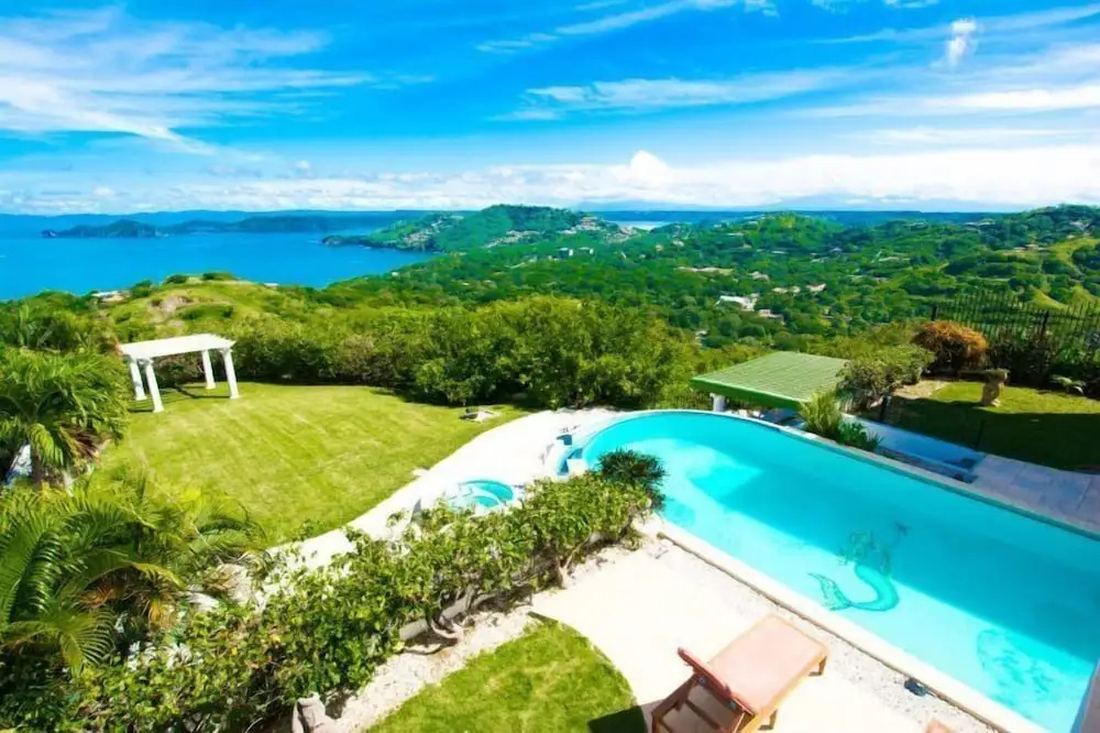 Villa Verde 4br Ocean-view Villa 12 Guests