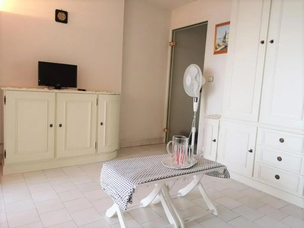 Appartement Cannes la Bocca, 2 pièces, 4 personnes - FR-1-609-22
