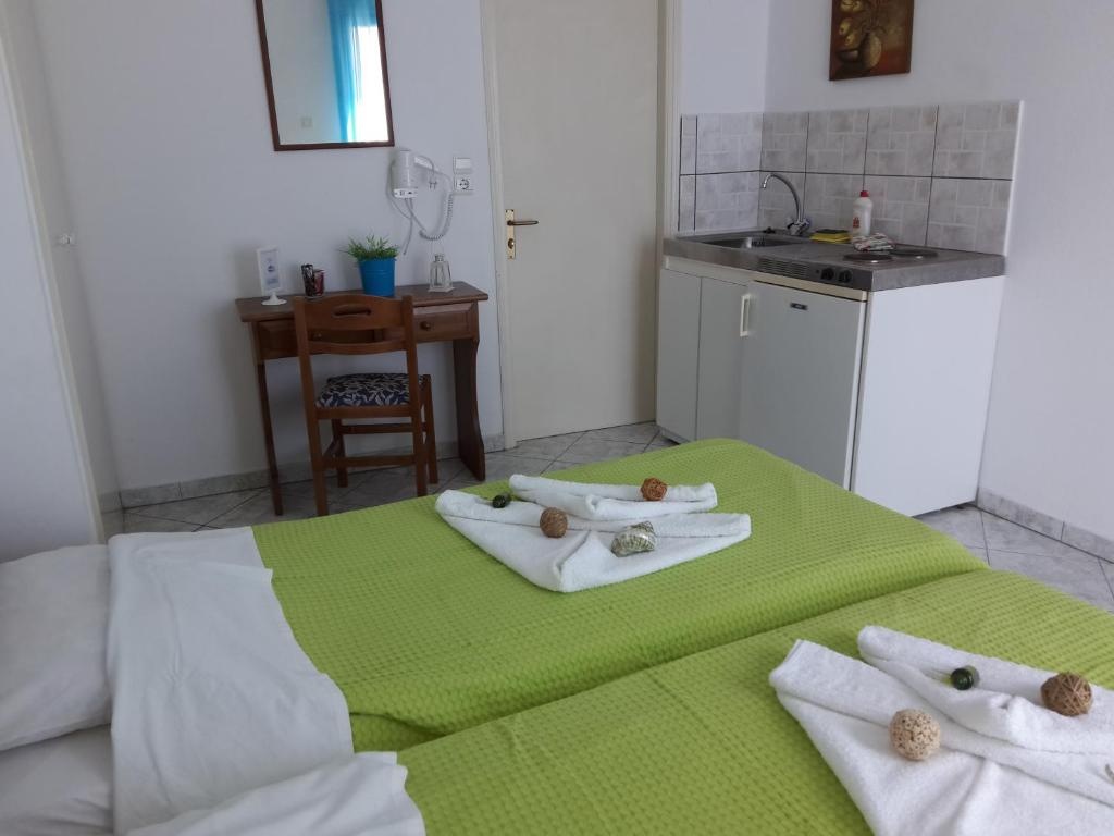 Paros Rooms Dora