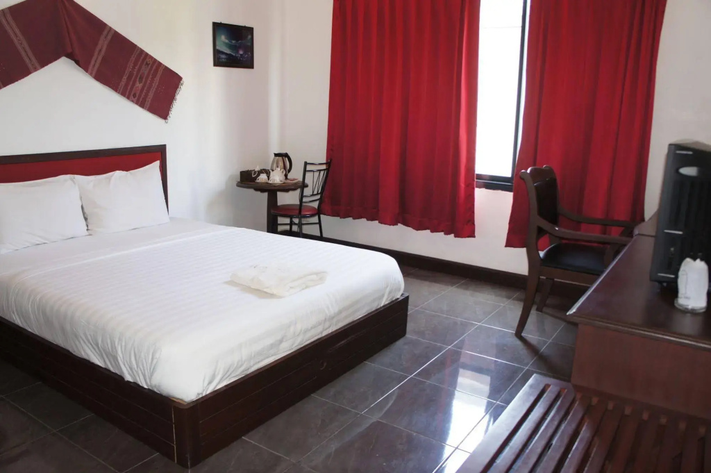SNK Hotel