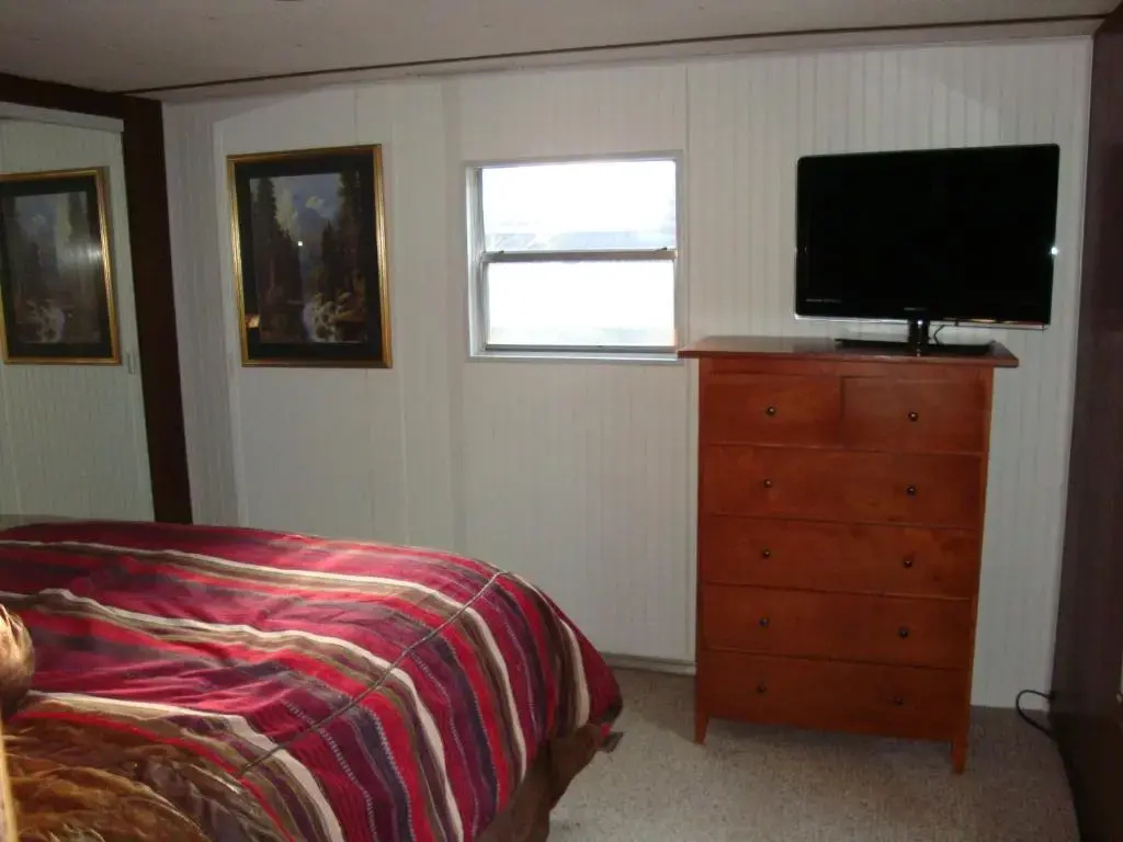 Yellowstone Wildlife Cabins