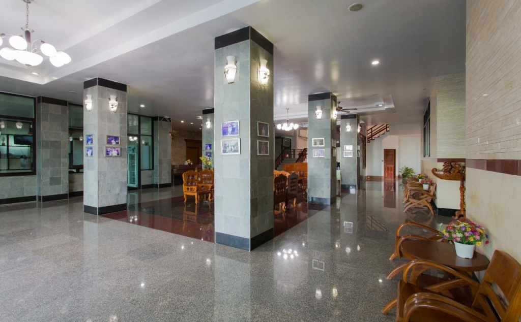 Onnicha Hotel