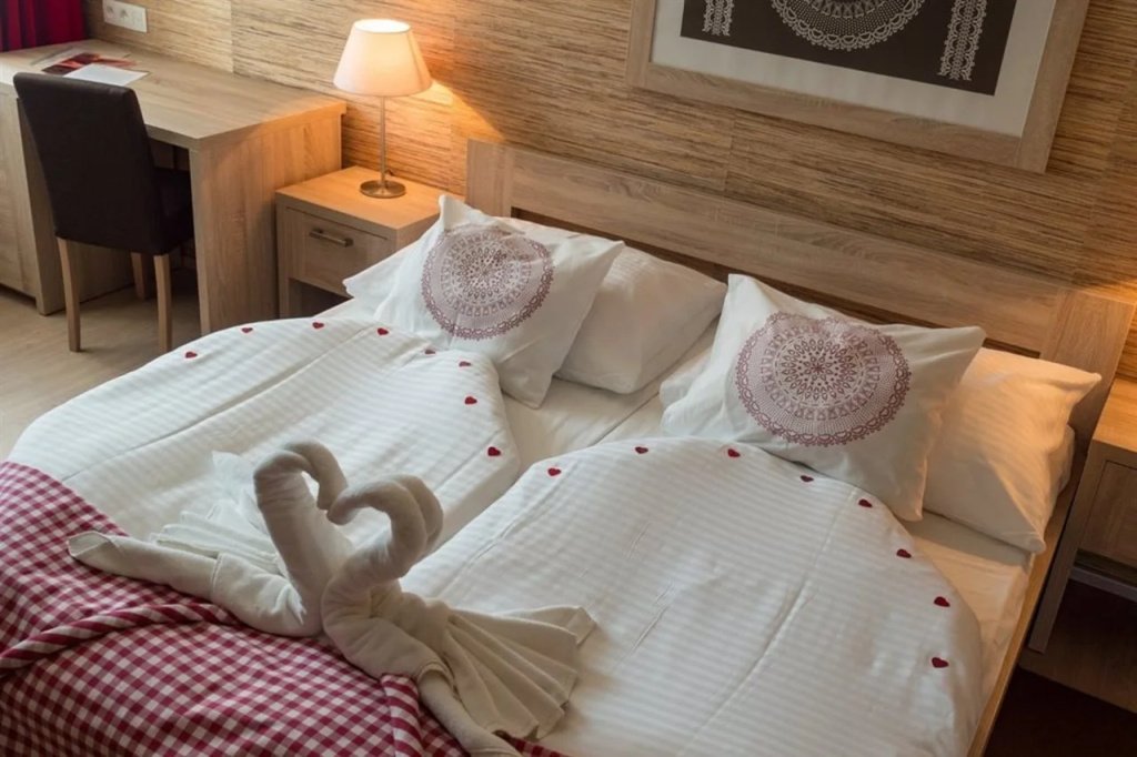 SALAMANDRA Hotel