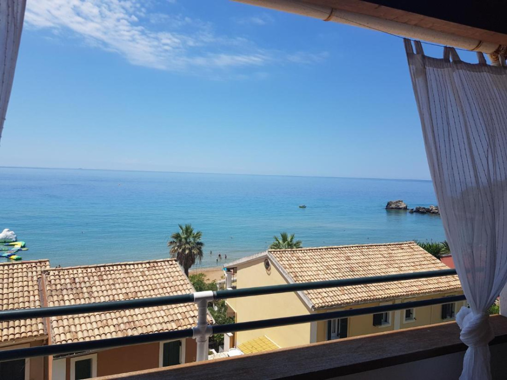 Glyfada Apartments