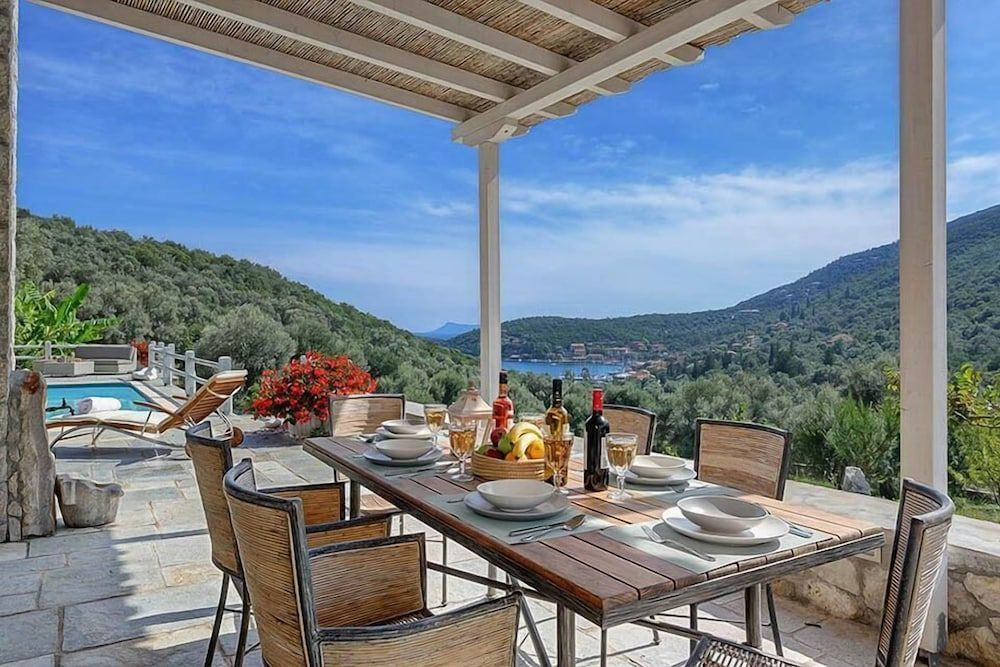 Villa Ledaki