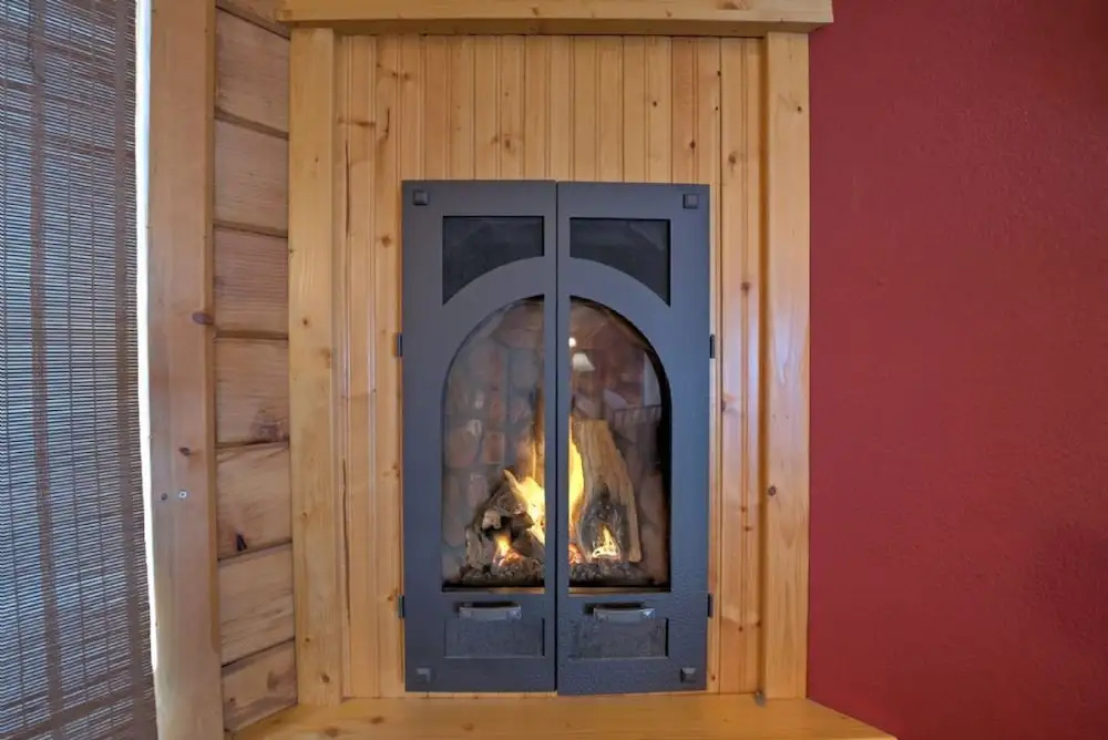 Black Bear Lodge at Scenic Wolf Resort - 3 Br Cabin